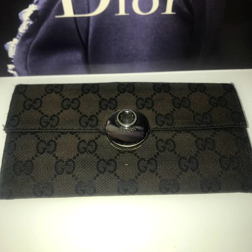 Gucci vintage dark brown long wallet - Picture 1 of 5